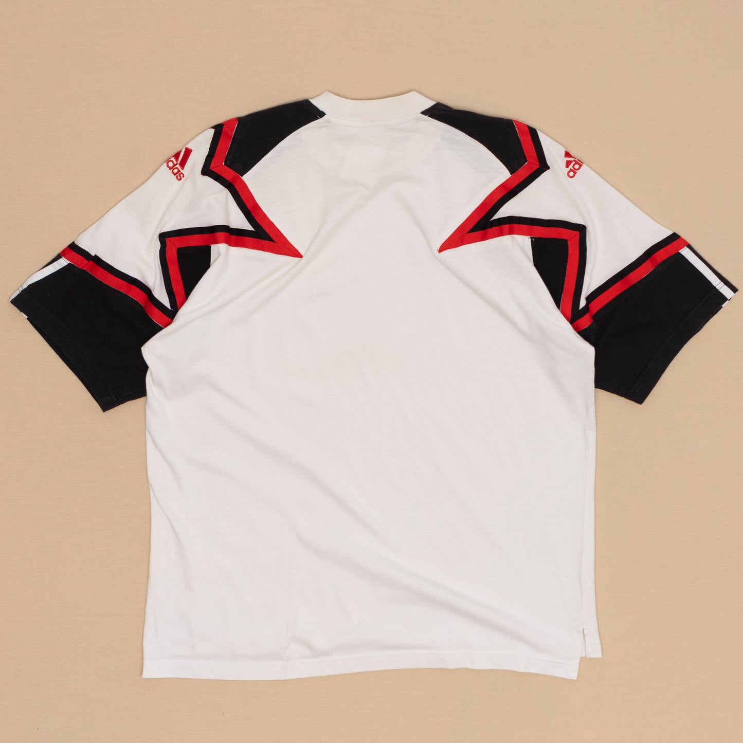 Adidas T Shirt, L