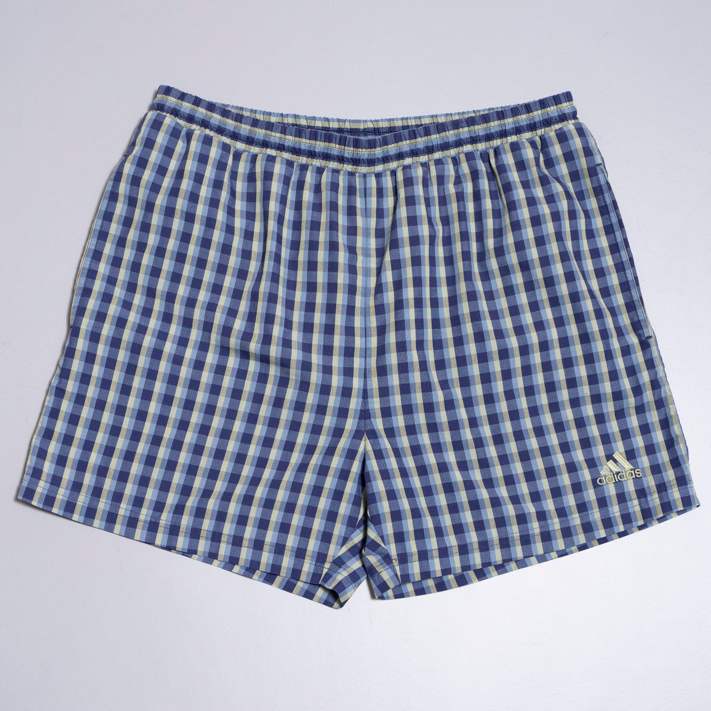 Adidas checkered Shorts, L