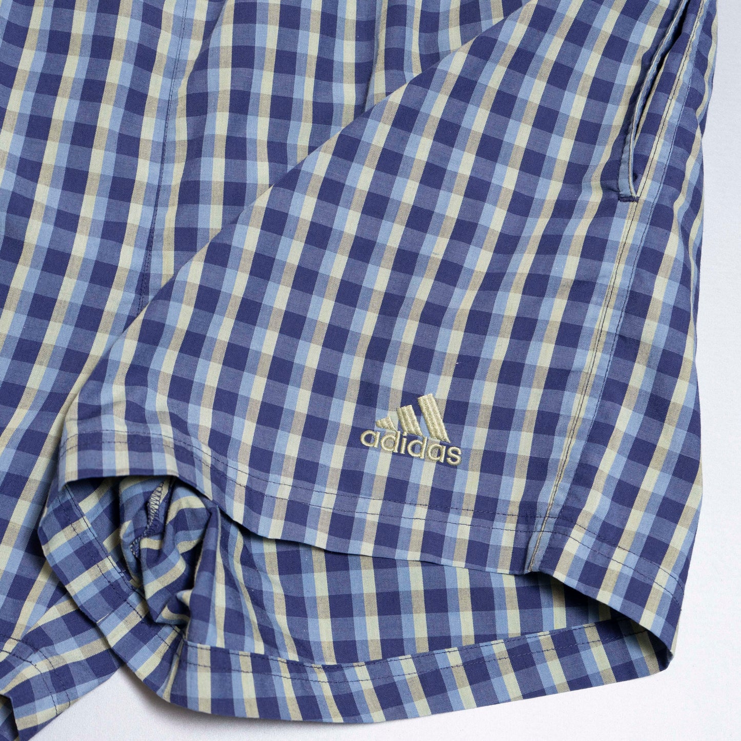 Adidas checkered Shorts, L