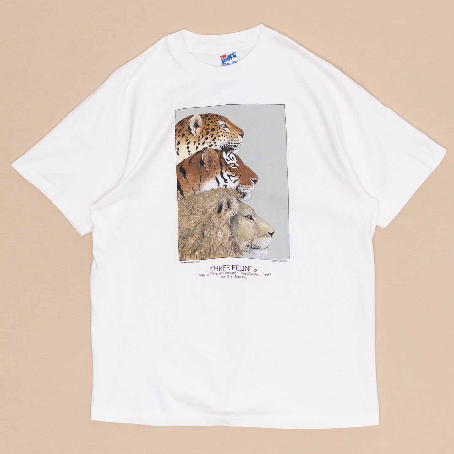Three Felines T Shirt, L