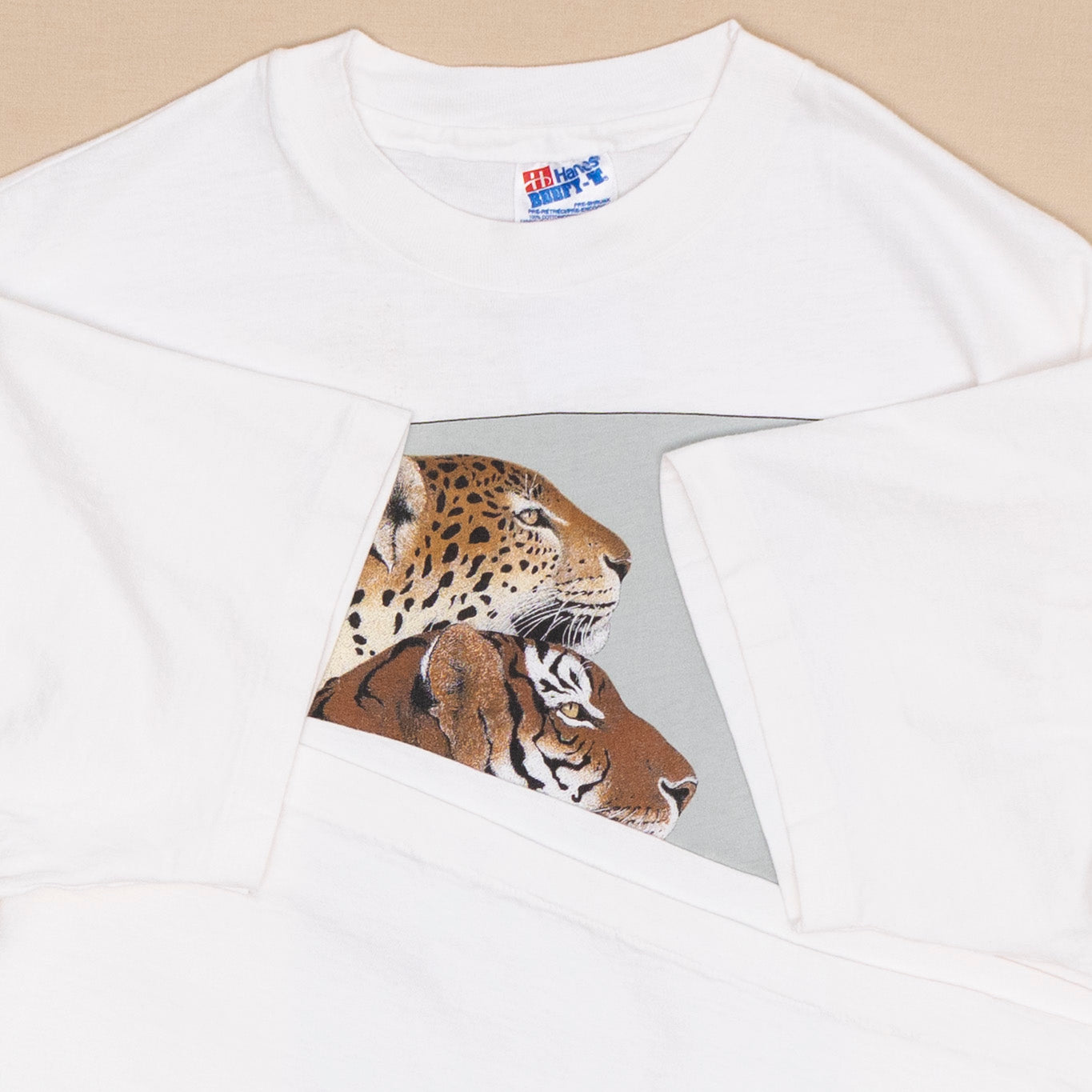 Three Felines T Shirt, L