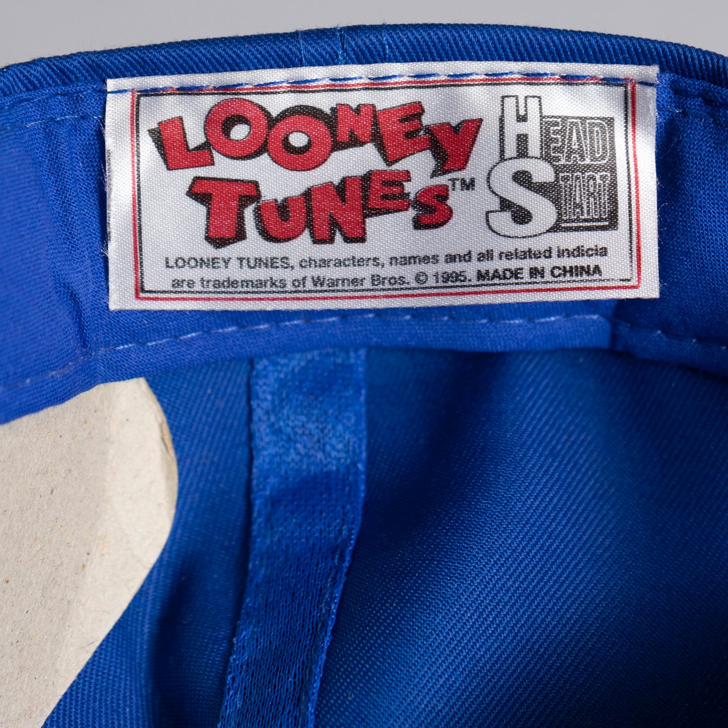Bugs Bunny Glue Cap