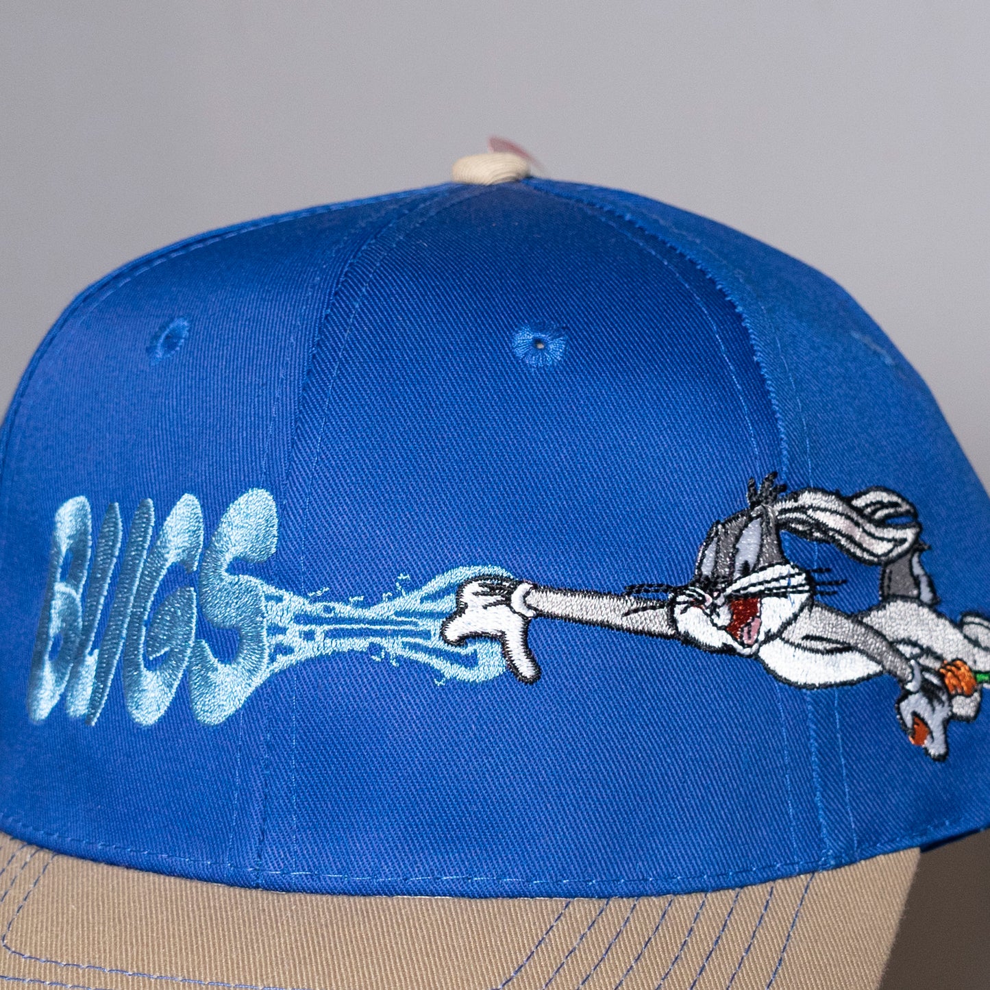 Bugs Bunny Glue Cap
