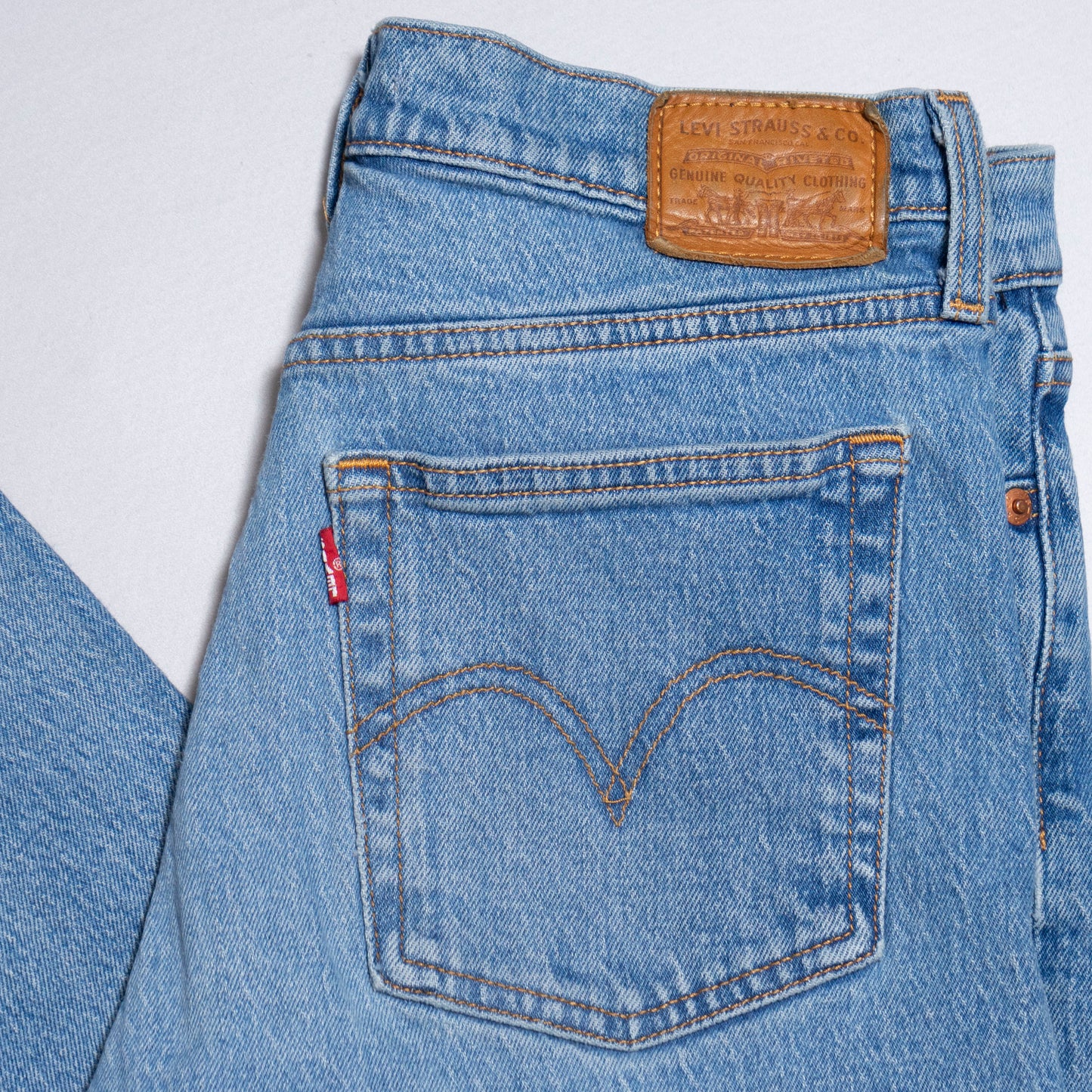 Levis Premium Wedgie Jeans, W28
