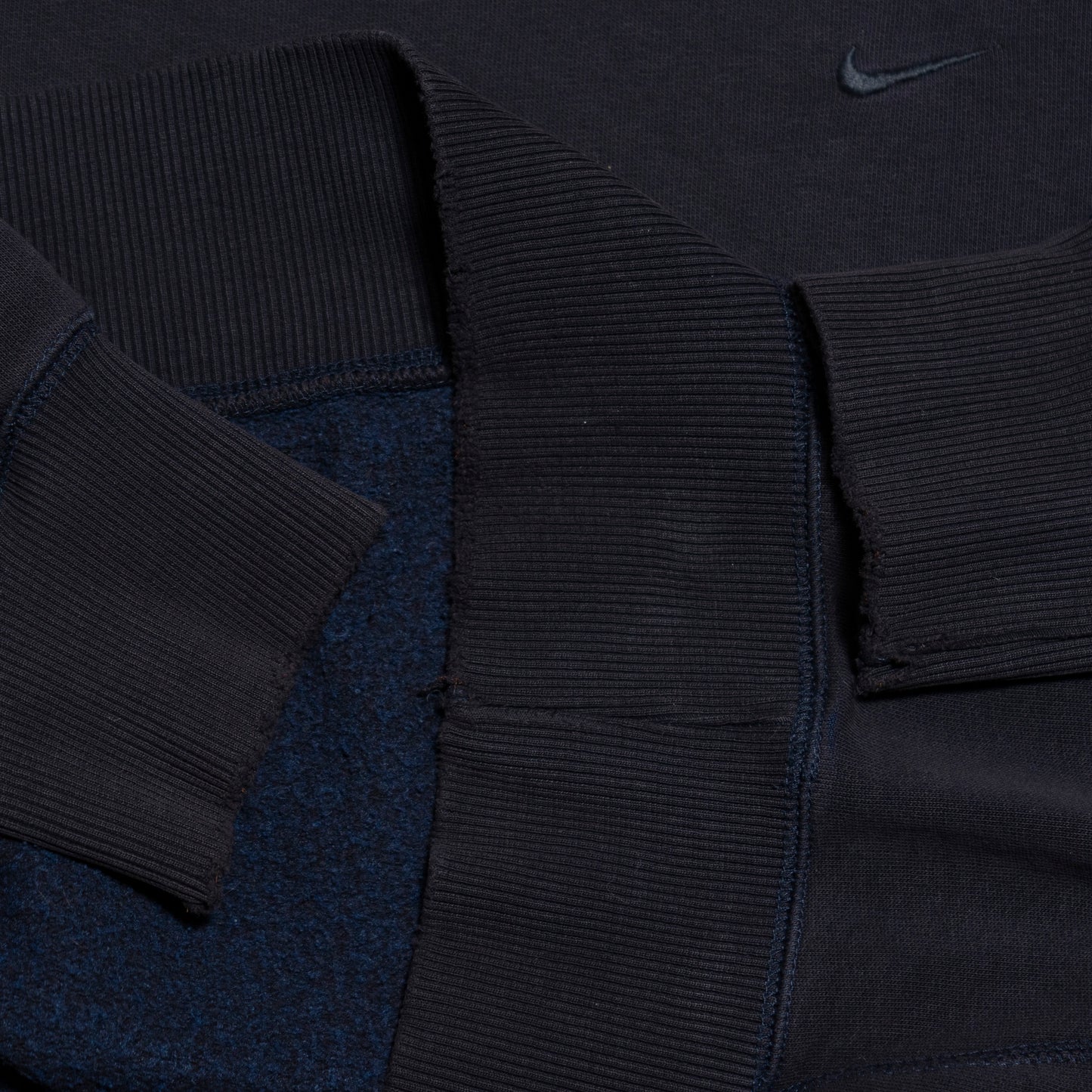 Nike Tonal Mini Swoosh Sweater, M