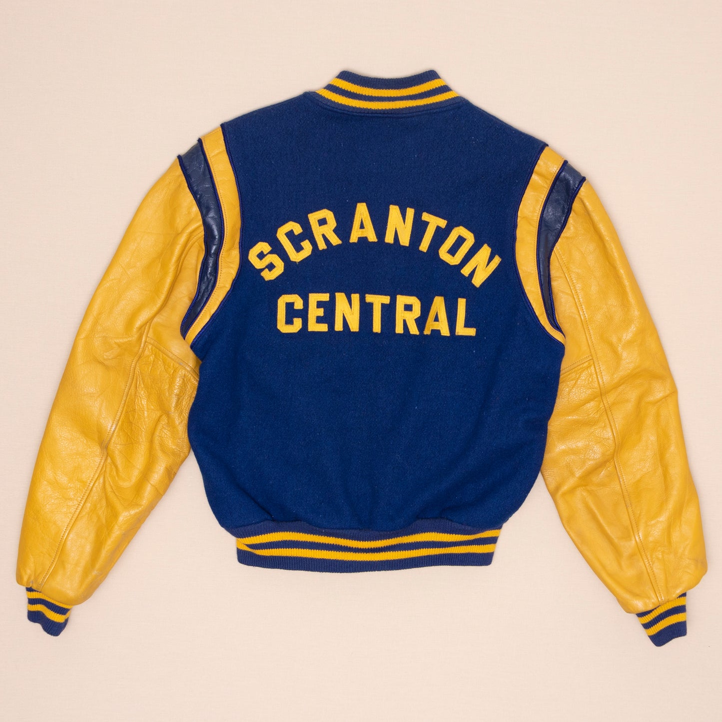 80s Scranton Central Collegejacke, S-M