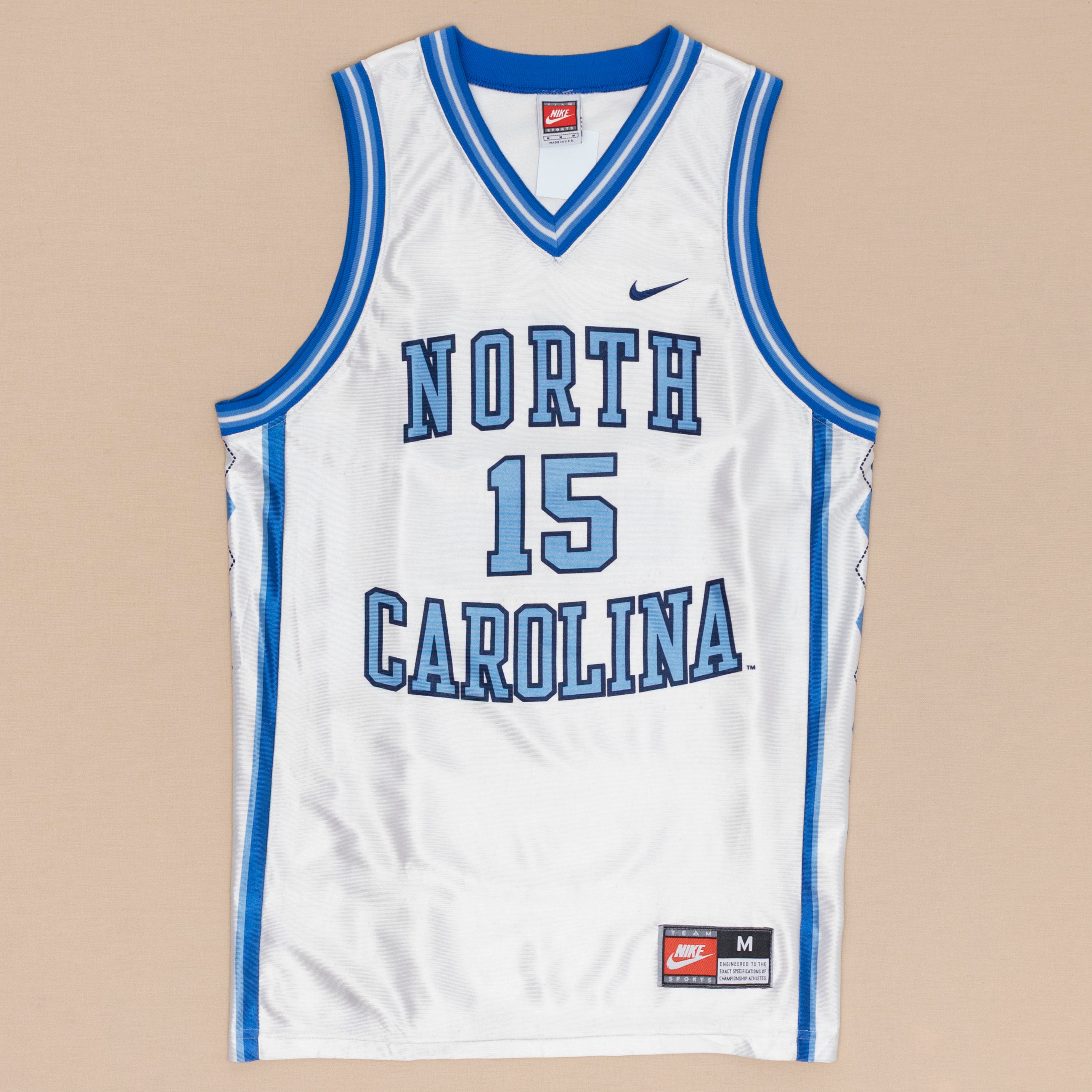 North Carolina Tar Heels Vince Carter Jersey, M
