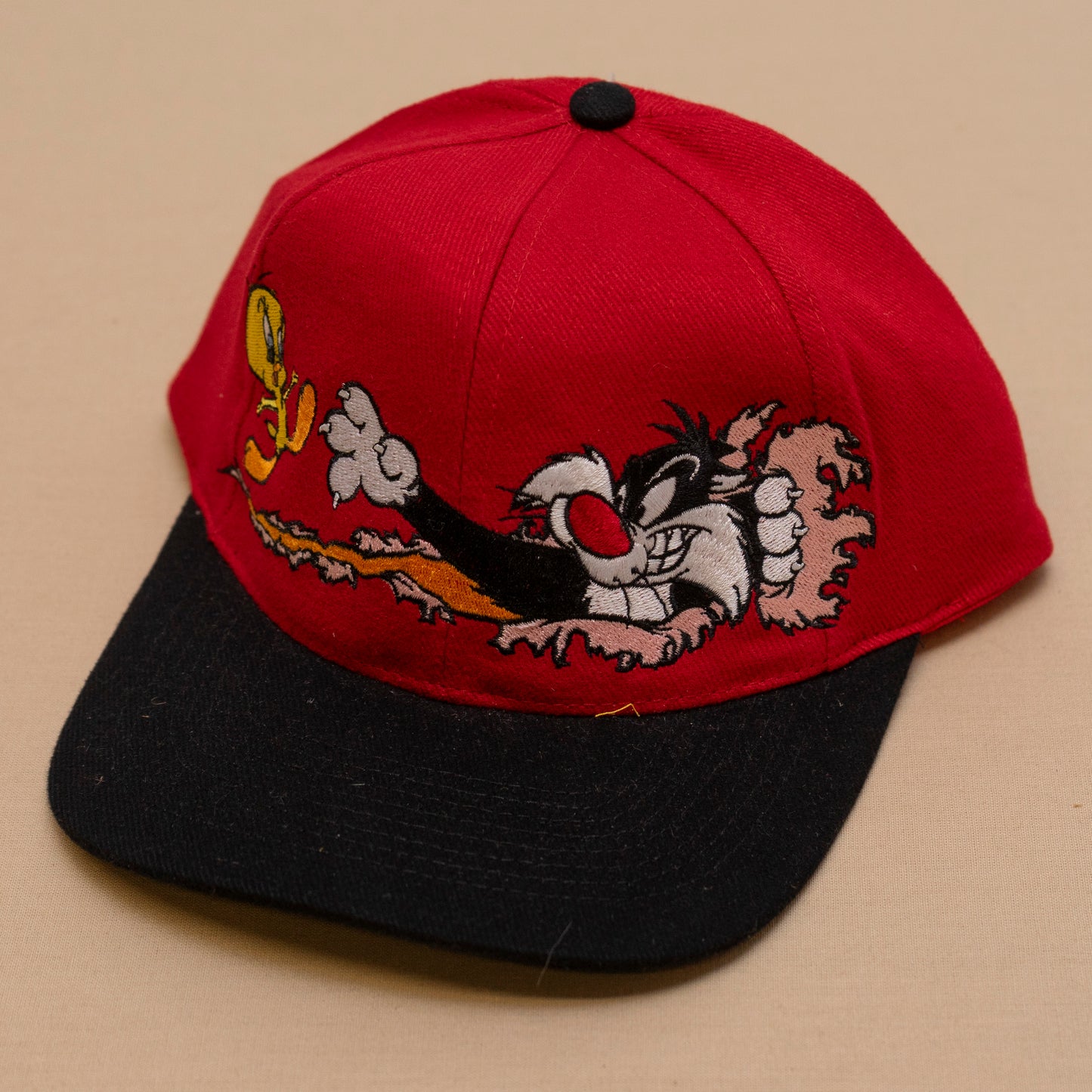 Deadstock Sylvester & Tweety Snapback