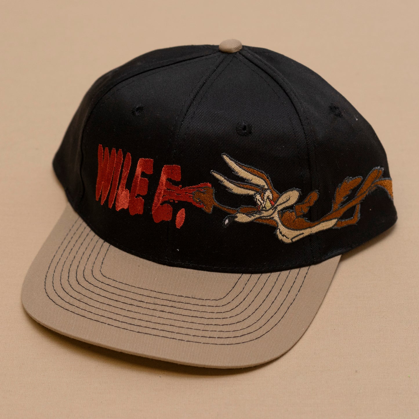 Deadstock Wile E Coyote Snapback