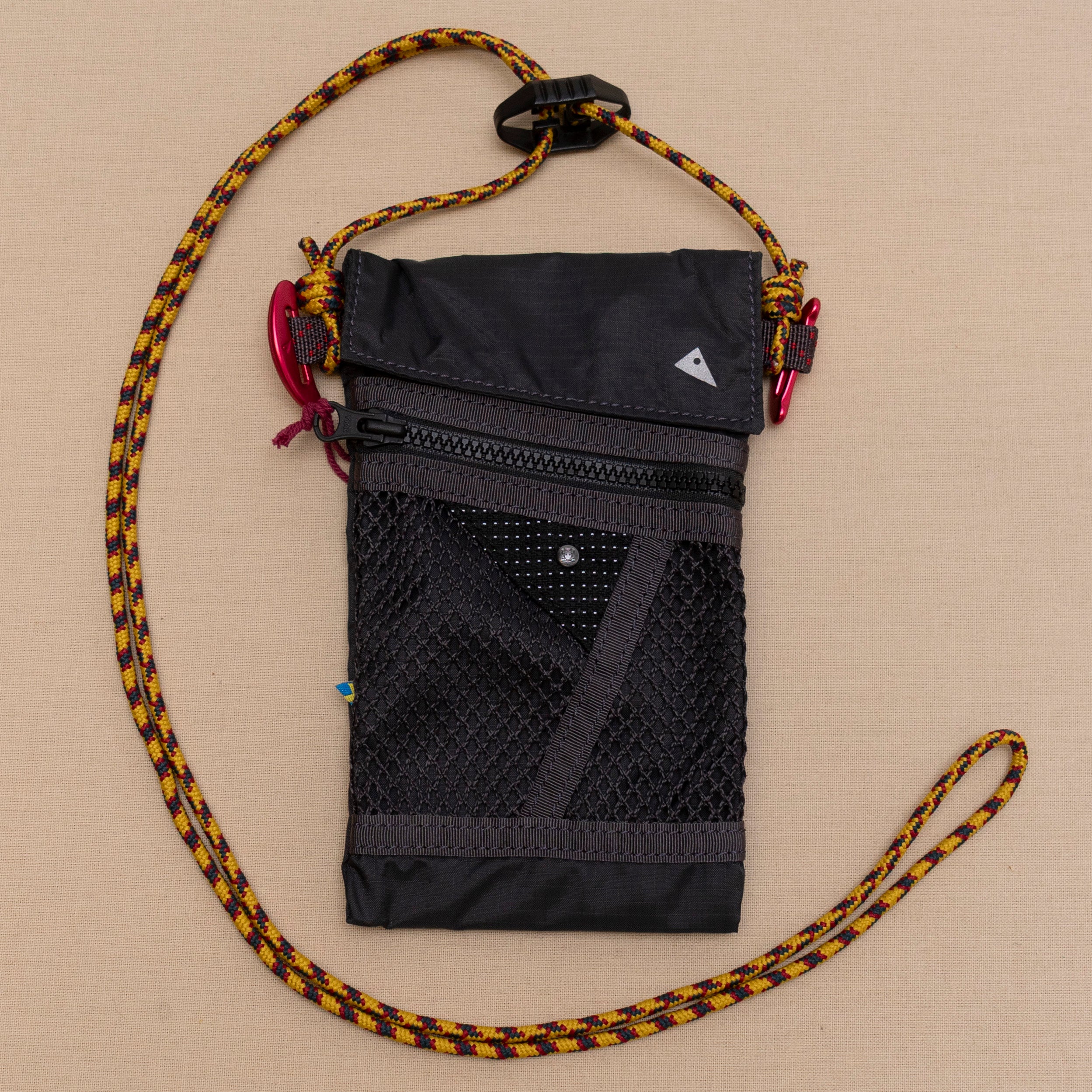 Algir Lanyard Pocket