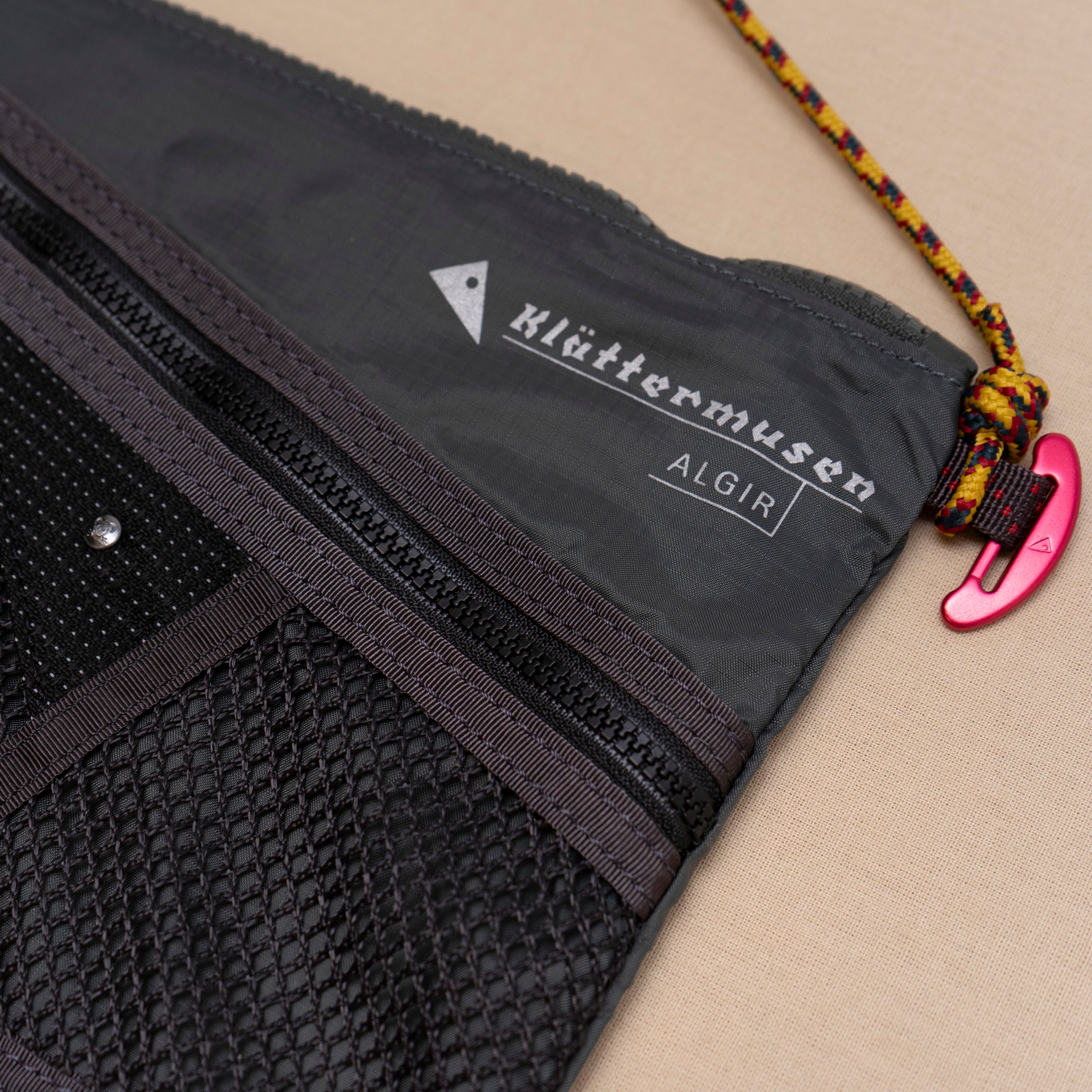 Algir Accessory Bag Medium