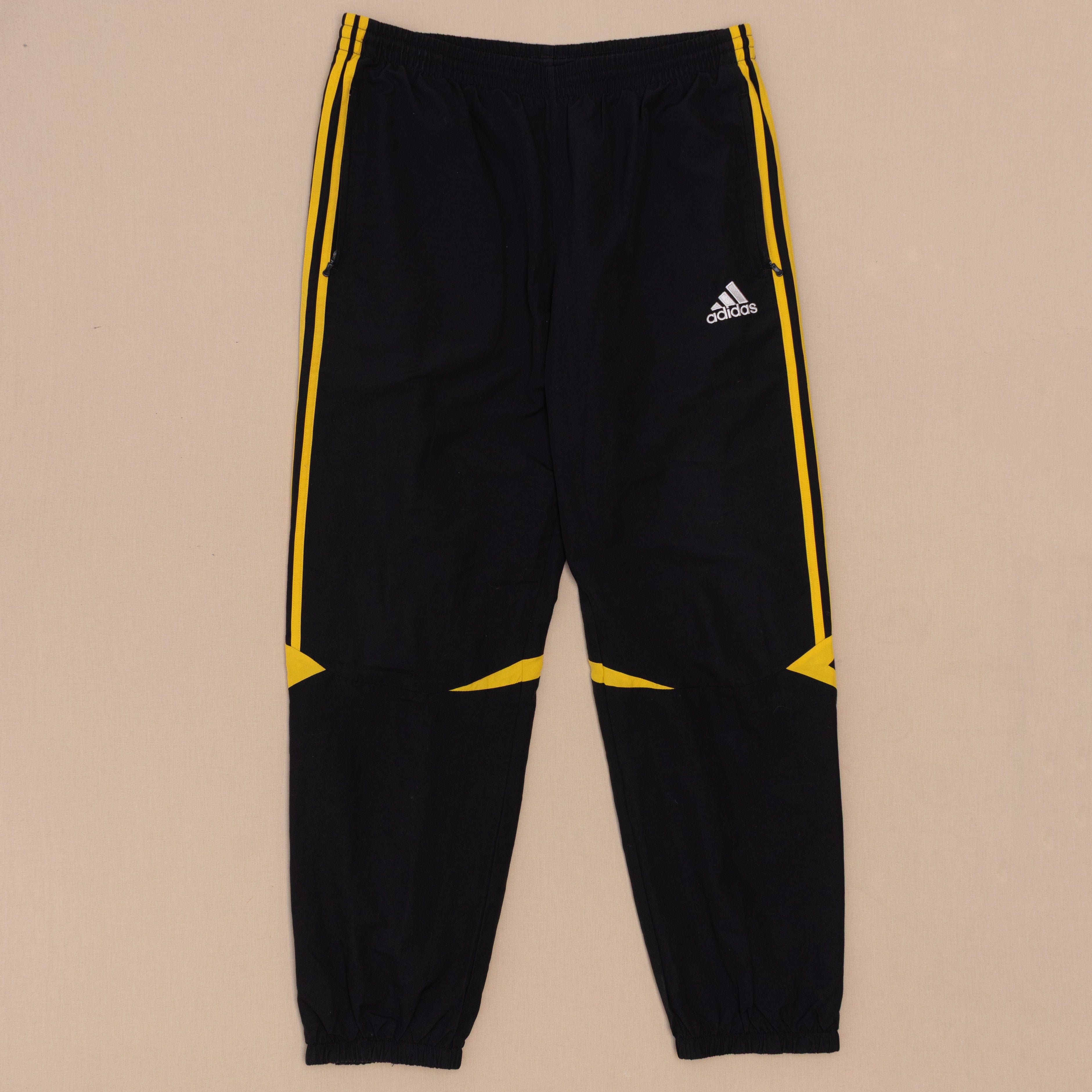 Adidas Trackpants, L