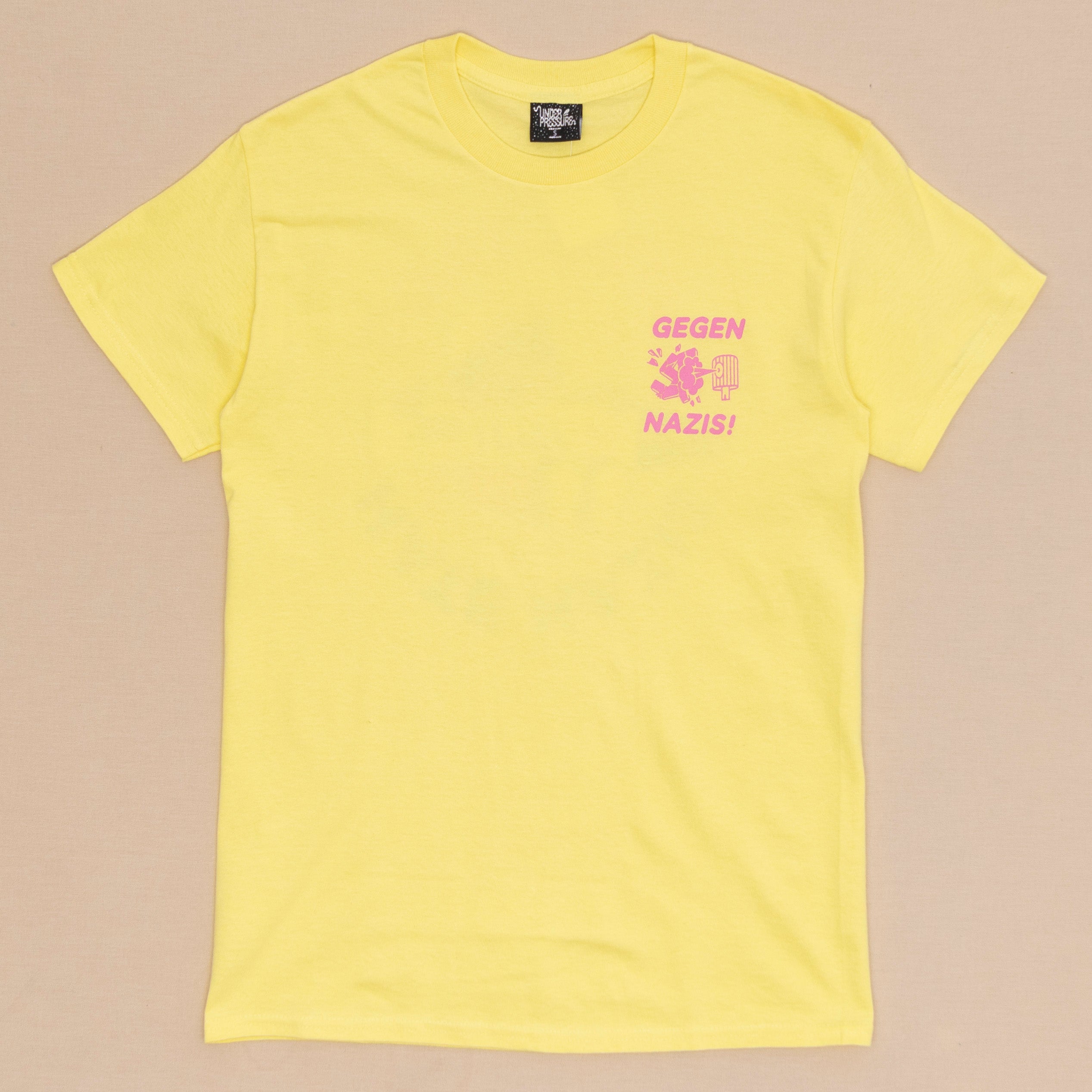 Love Tags Hate Nazis T Shirt (gelb)