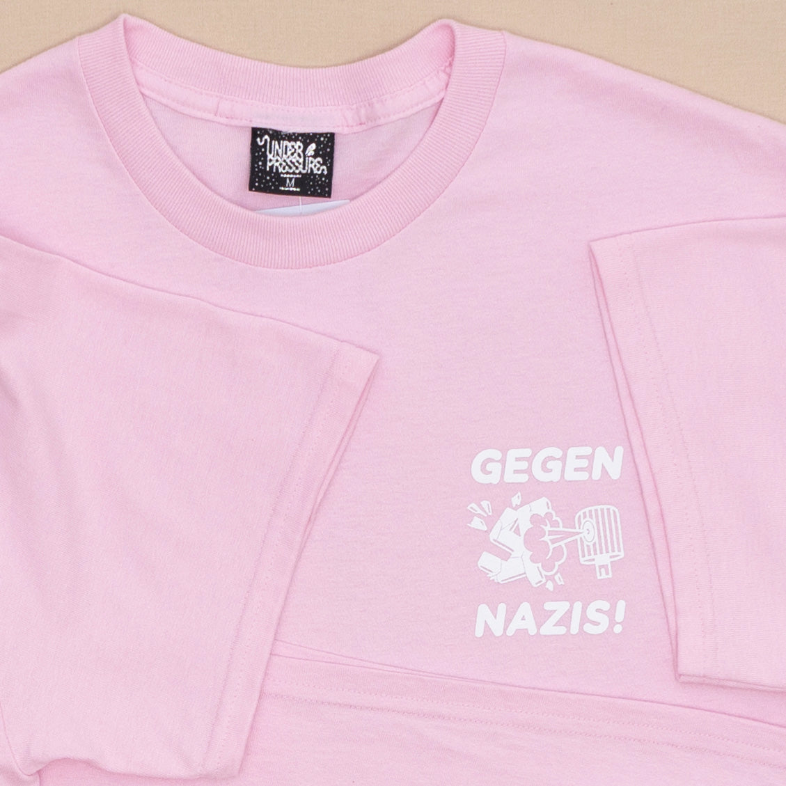 Love Tags Hate Nazis T Shirt (rosa)