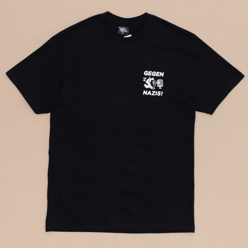 Love Tags Hate Nazis T Shirt (schwarz)