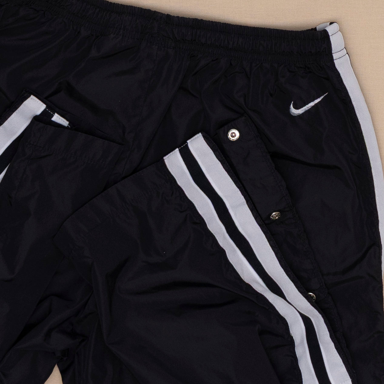 Nike Trackpants, L