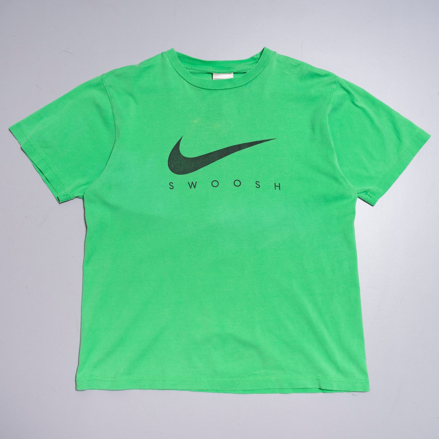 Nike Swoosh T Shirt, M