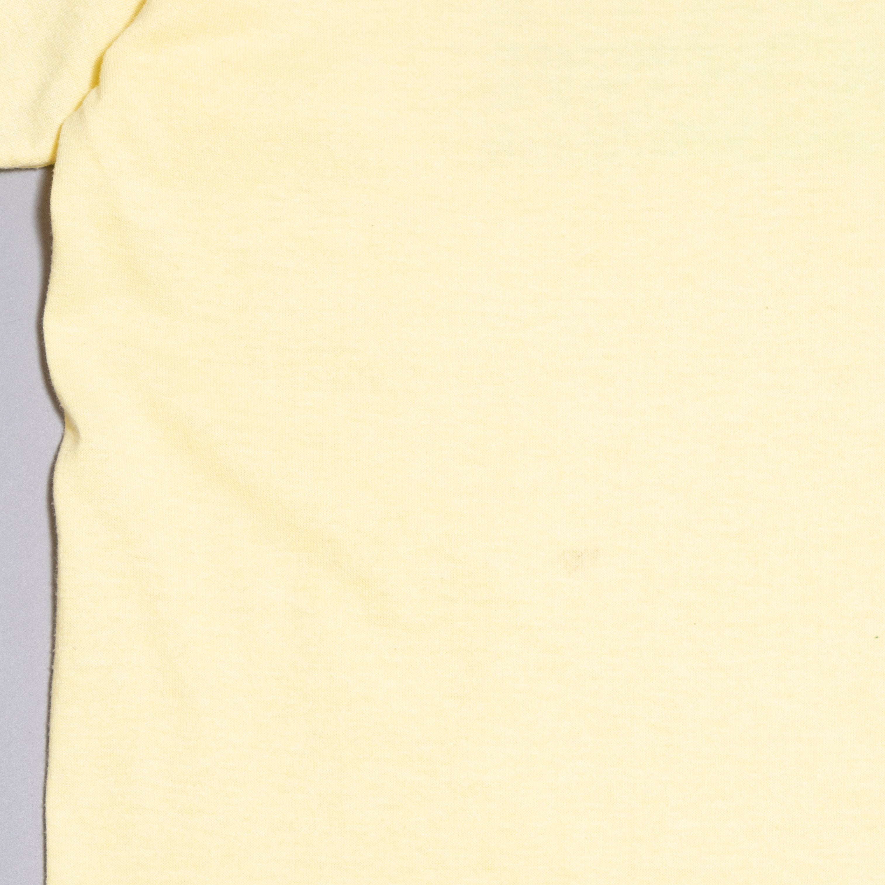 Carlos Bee Hall California T Shirt, L